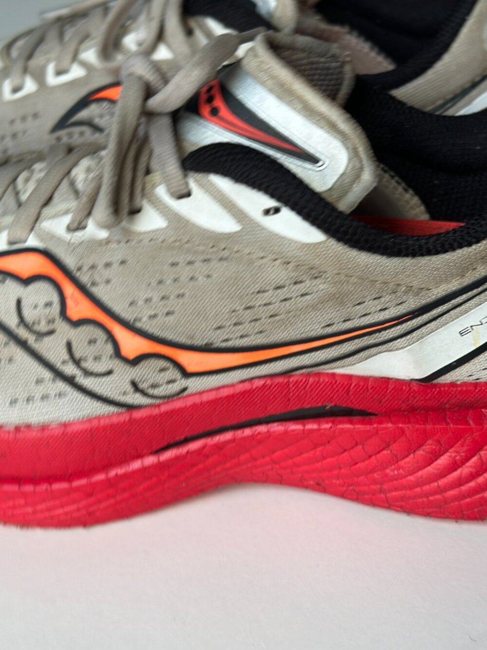 Saucony Endorphin Speed 3 Running Shoes White/ViZiRed Women's 10 - Picture 4 of 16